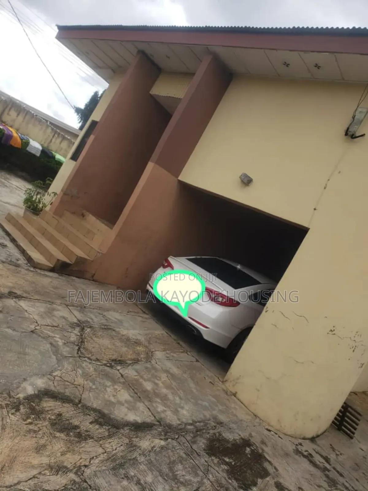 4bdrm Bungalow in Pdcos Estate, Akobo for sale