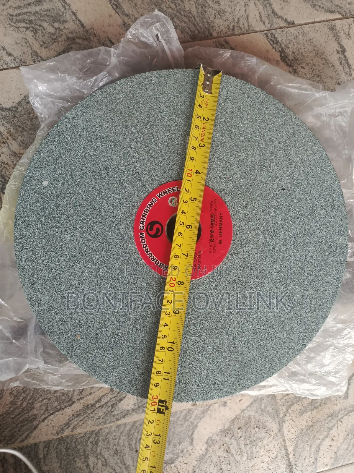 Carborundum Grinding Wheel Green/Black 12"/8"/6"