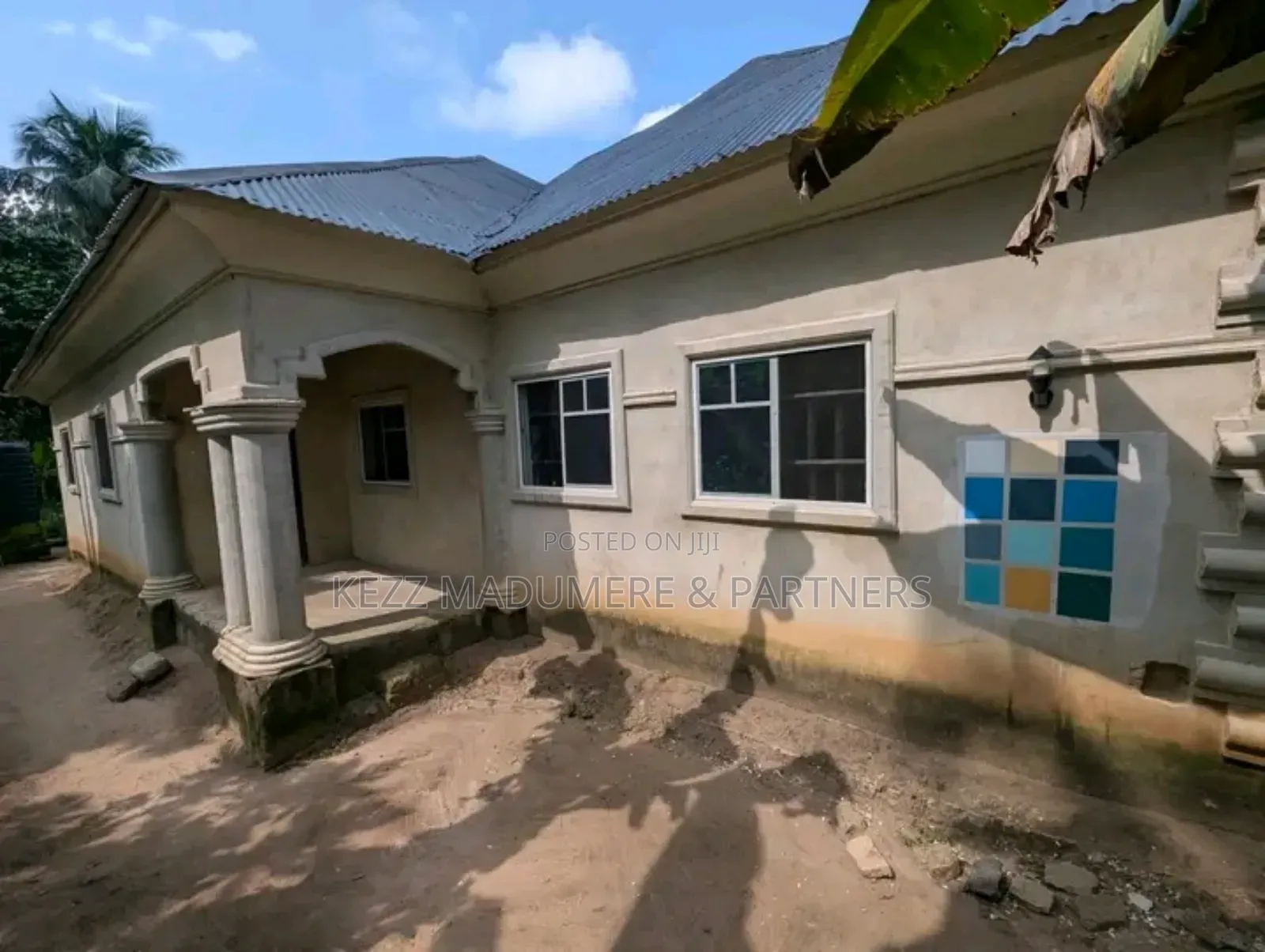 4bdrm Bungalow in Off Idoro Road Uyo for sale