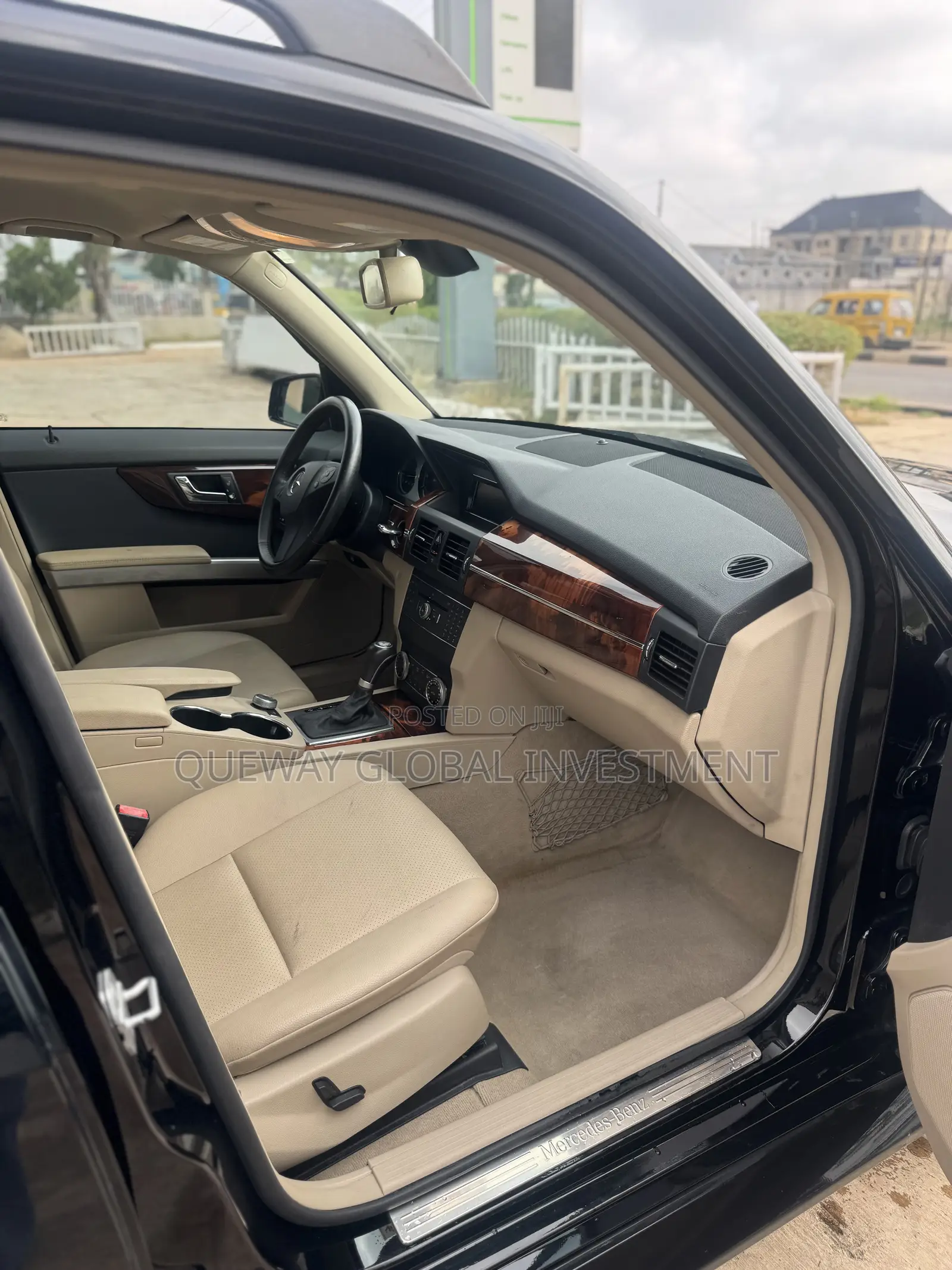 Mercedes-Benz GLK-Class 350 2010 Black