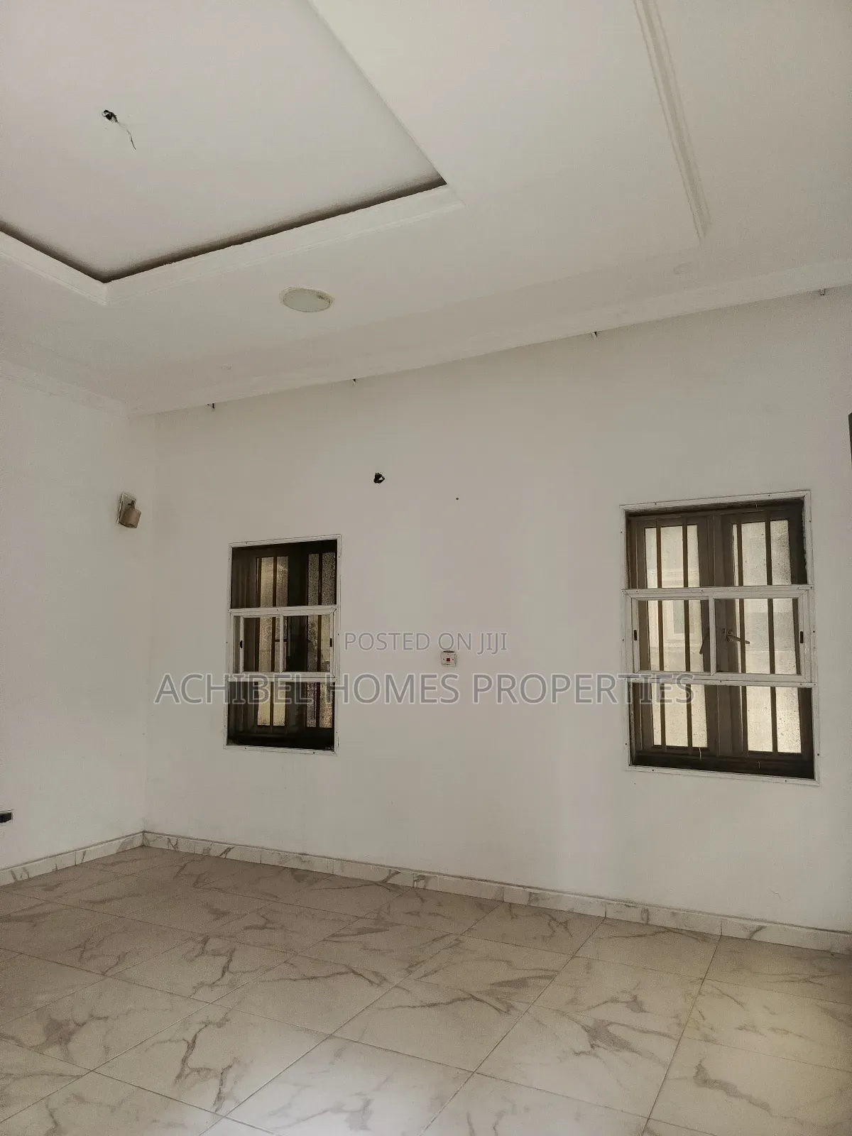 4bdrm Duplex in Chevy View, Chevron for sale