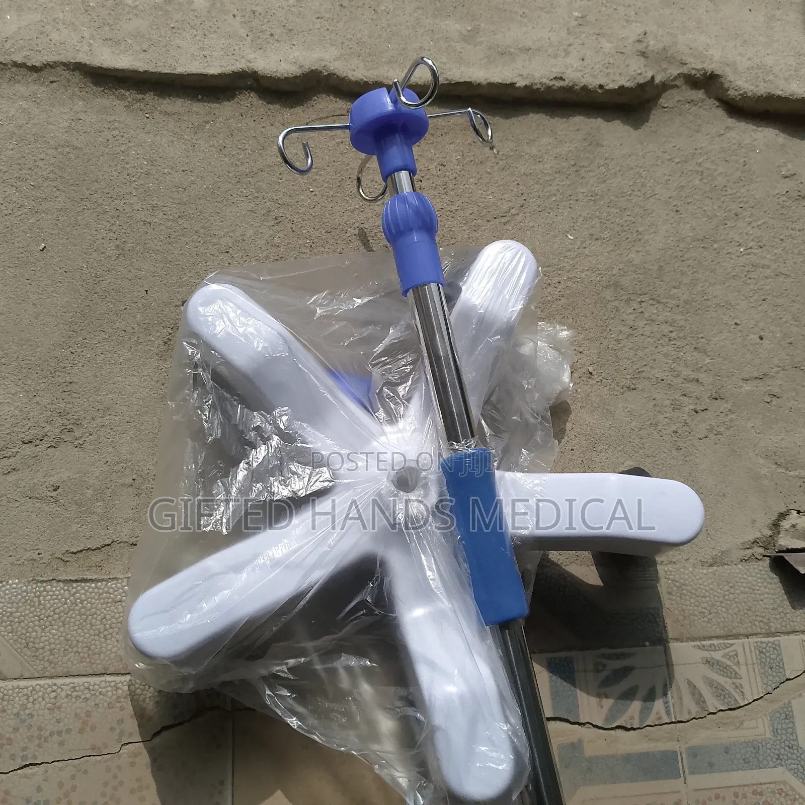 Adjustable Drip Stand