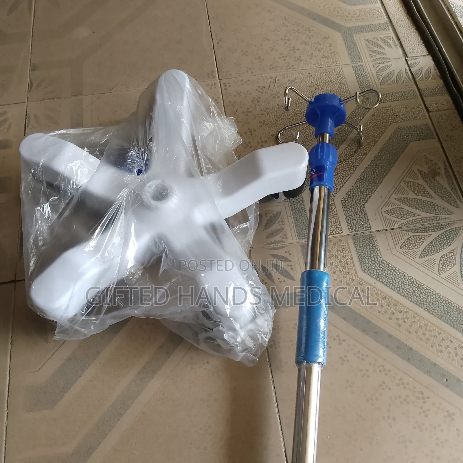 Adjustable Drip Stand