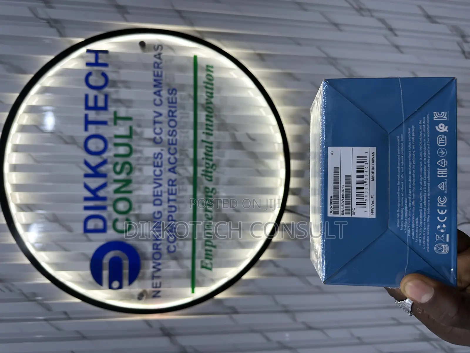 D-Link DGS-1008a – 8-Port Gigabit Desktop Switch