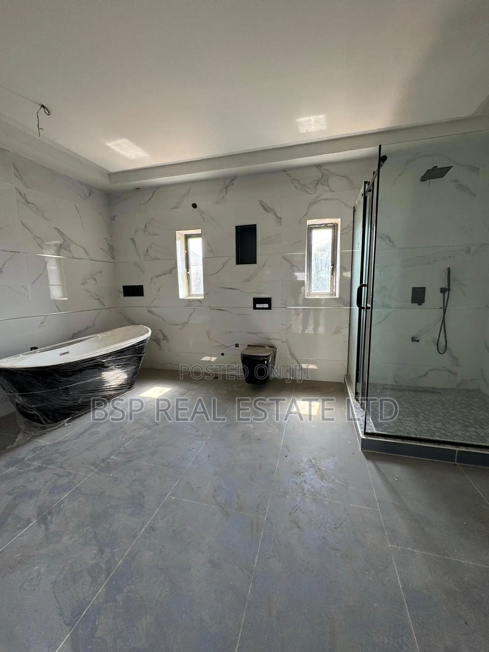 5bdrm Duplex in Mabushi for sale