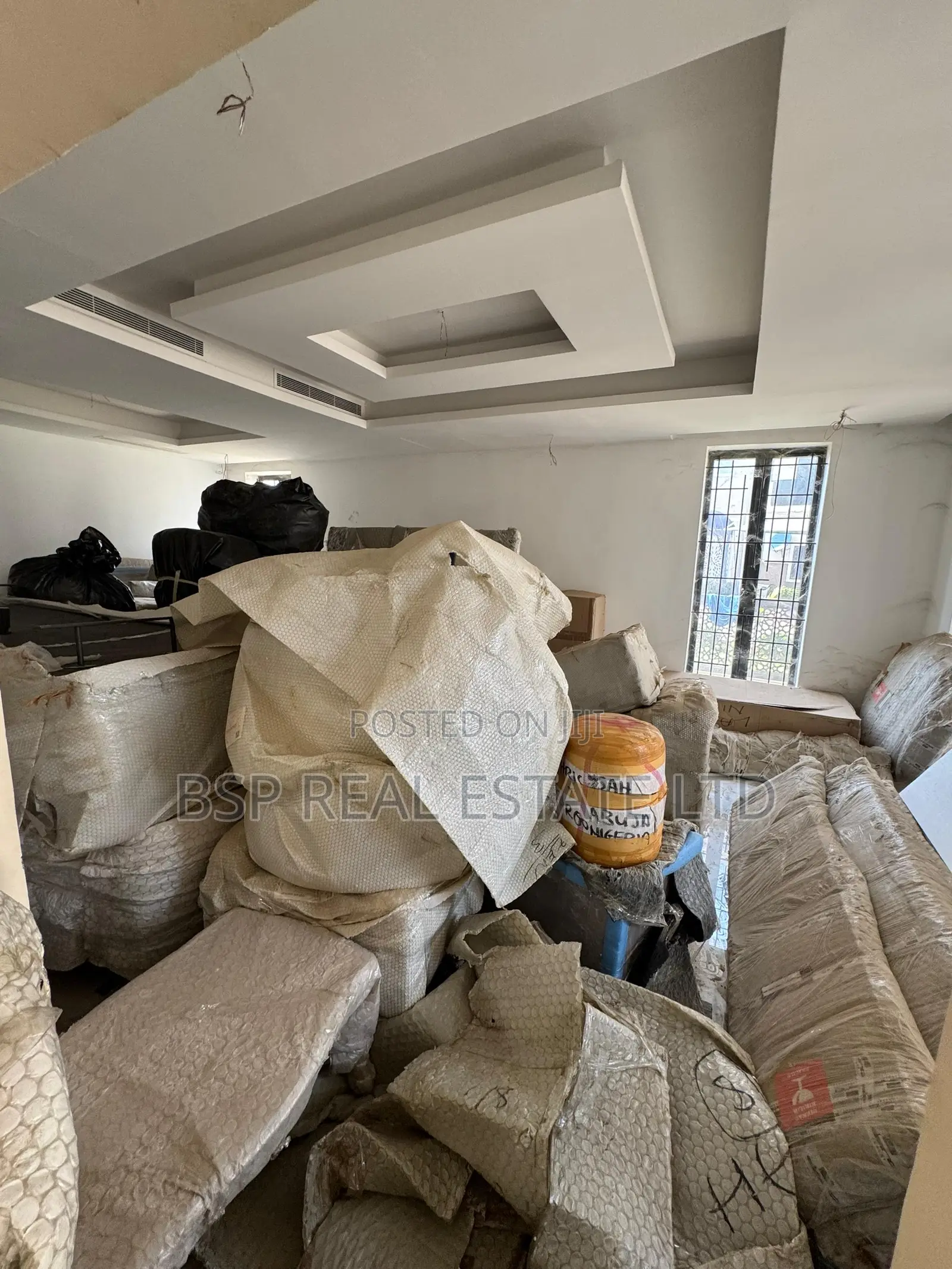5bdrm Duplex in Mabushi for sale