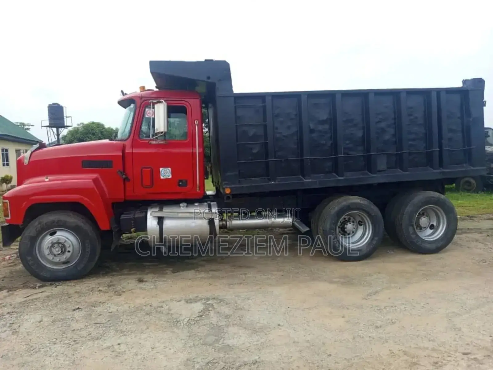 Mack Tipper 30 Ton Truck in Tokunbo Standard.