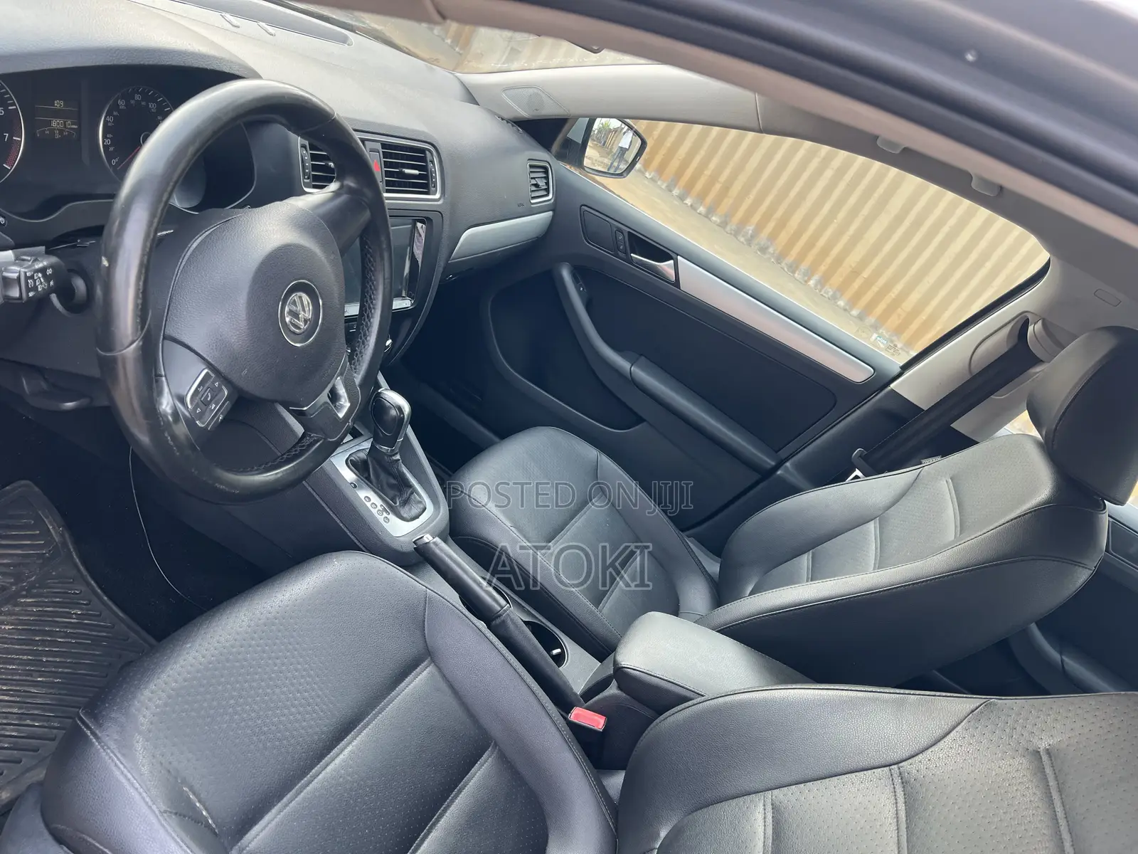 Volkswagen Jetta SE 4dr Sedan w/Connectivity (1.8L 4cyl Turbo 5M) 2014