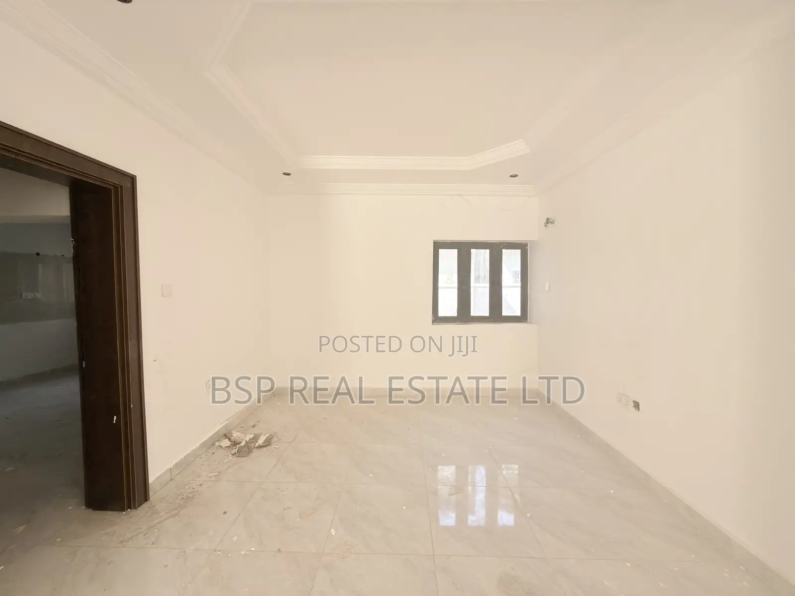 4bdrm Townhouse/Terrace in Life Camp for sale