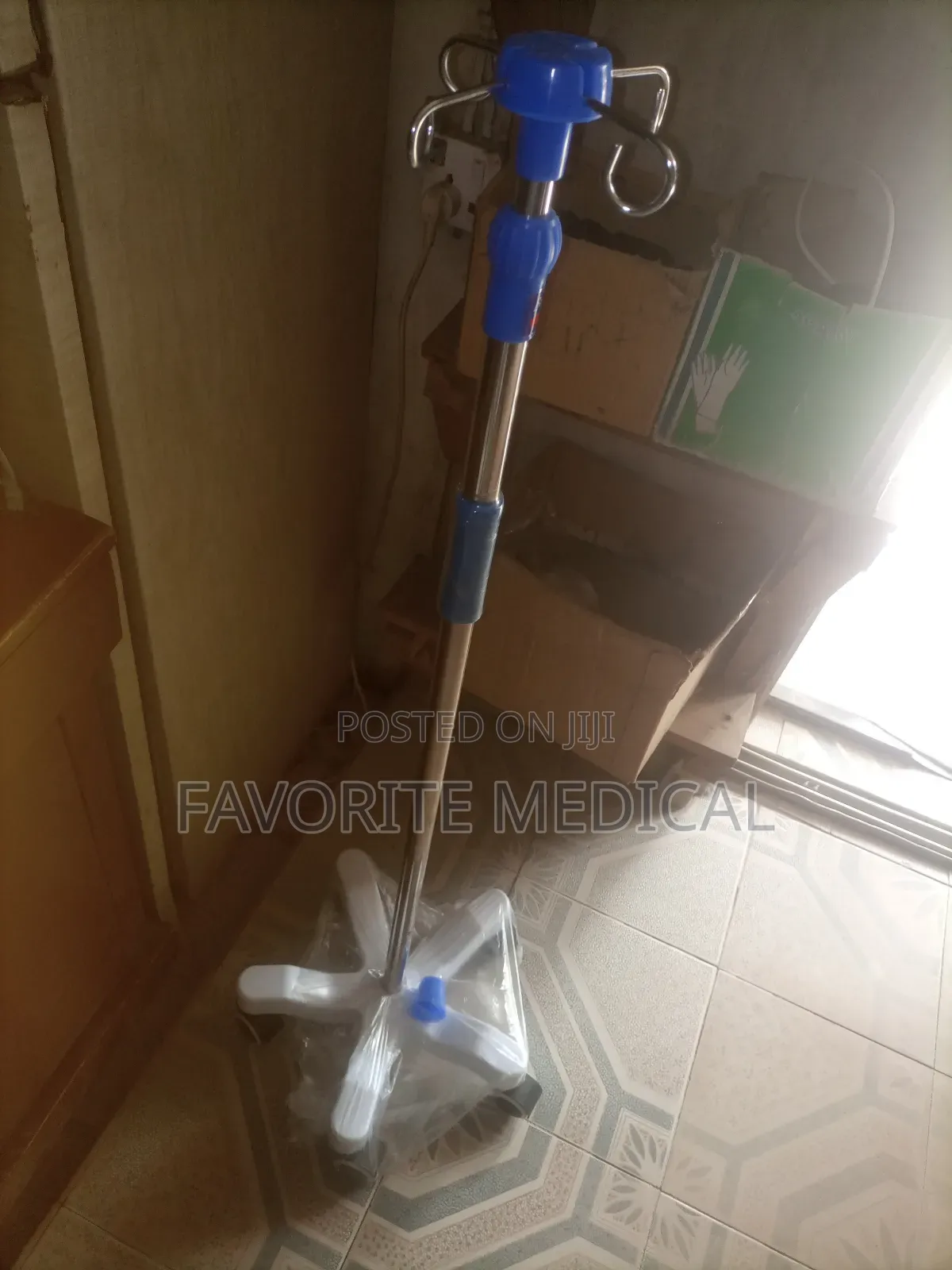 Height Adjustable Iv Infusion Stand or Drip Stand
