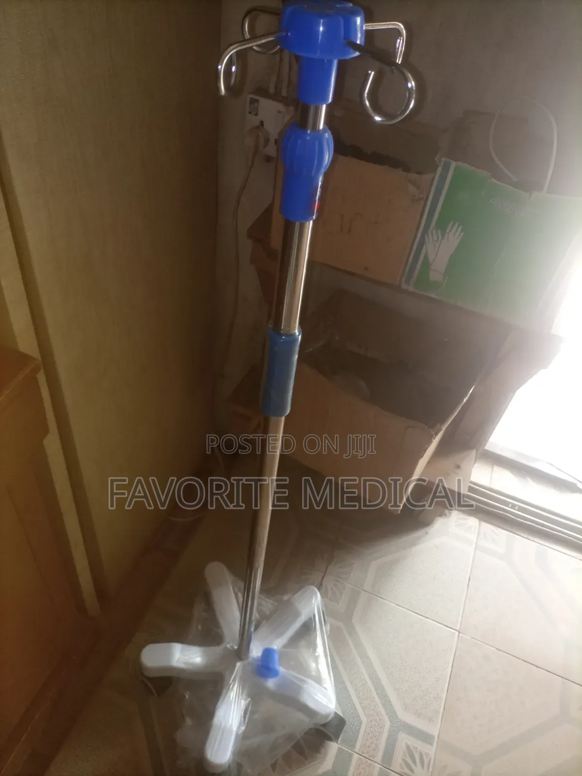 Height Adjustable Iv Infusion Stand or Drip Stand