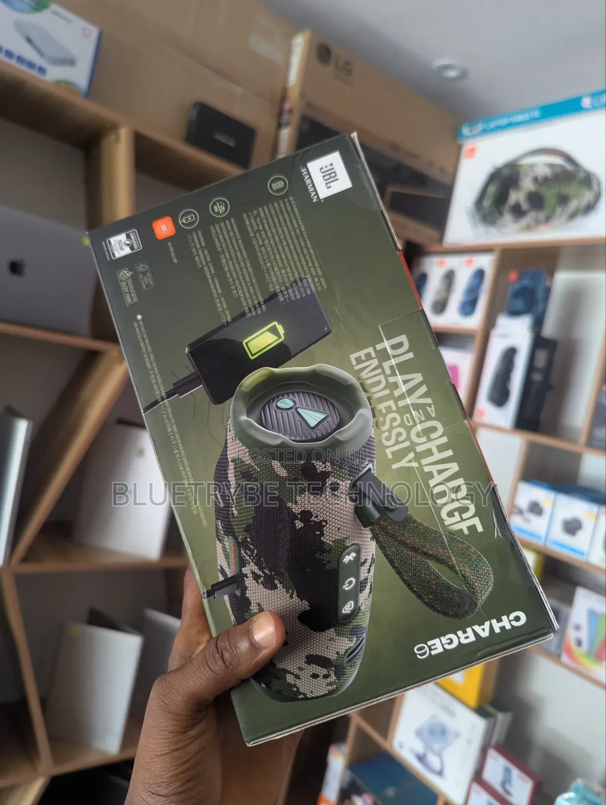 JBL Charge 6