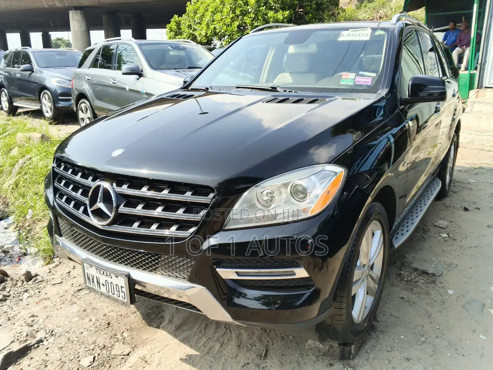 Mercedes-Benz M Class ML350 4dr SUV (3.5L 6cyl 7A) 2014 Black