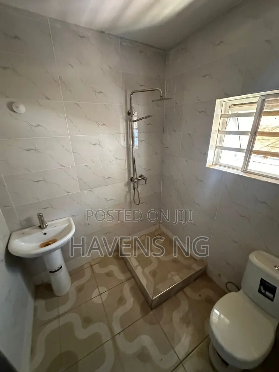 3bdrm Duplex in Apo Resettlement for sale