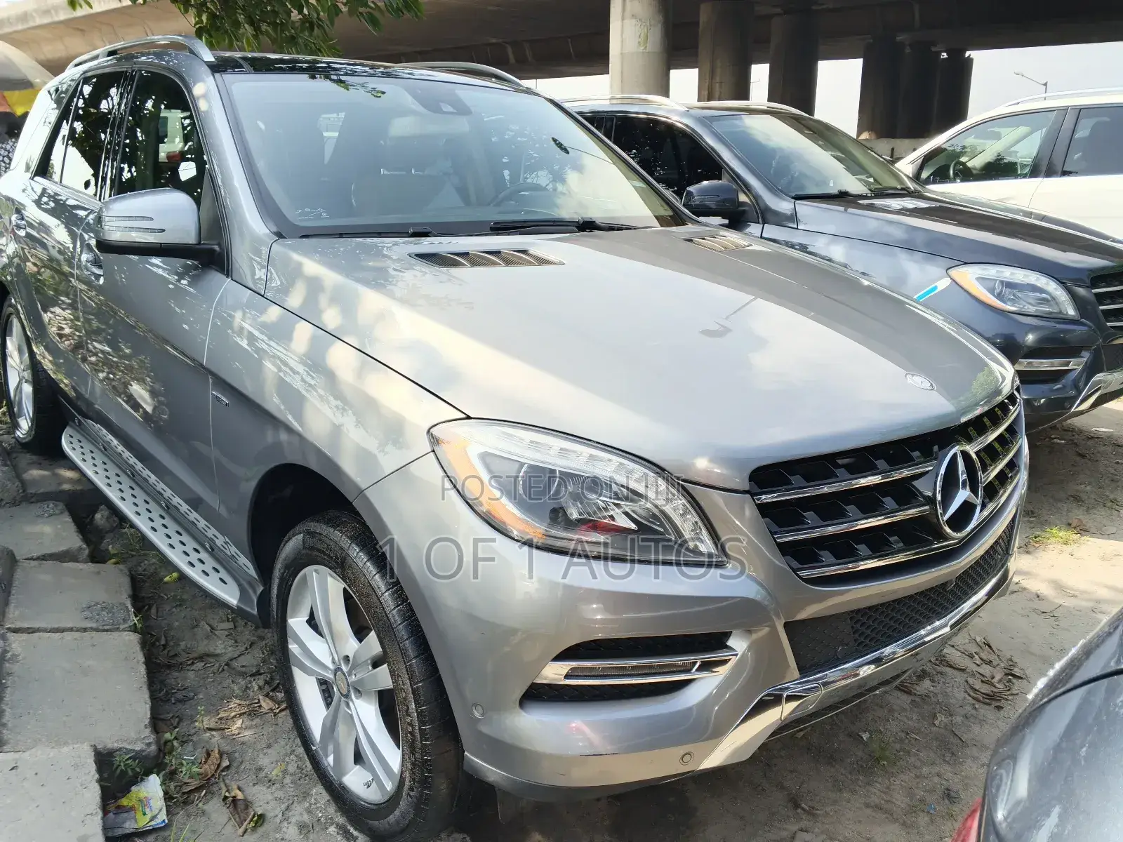 Mercedes-Benz M Class ML350 4dr SUV (3.5L 6cyl 7A) 2015 Gray