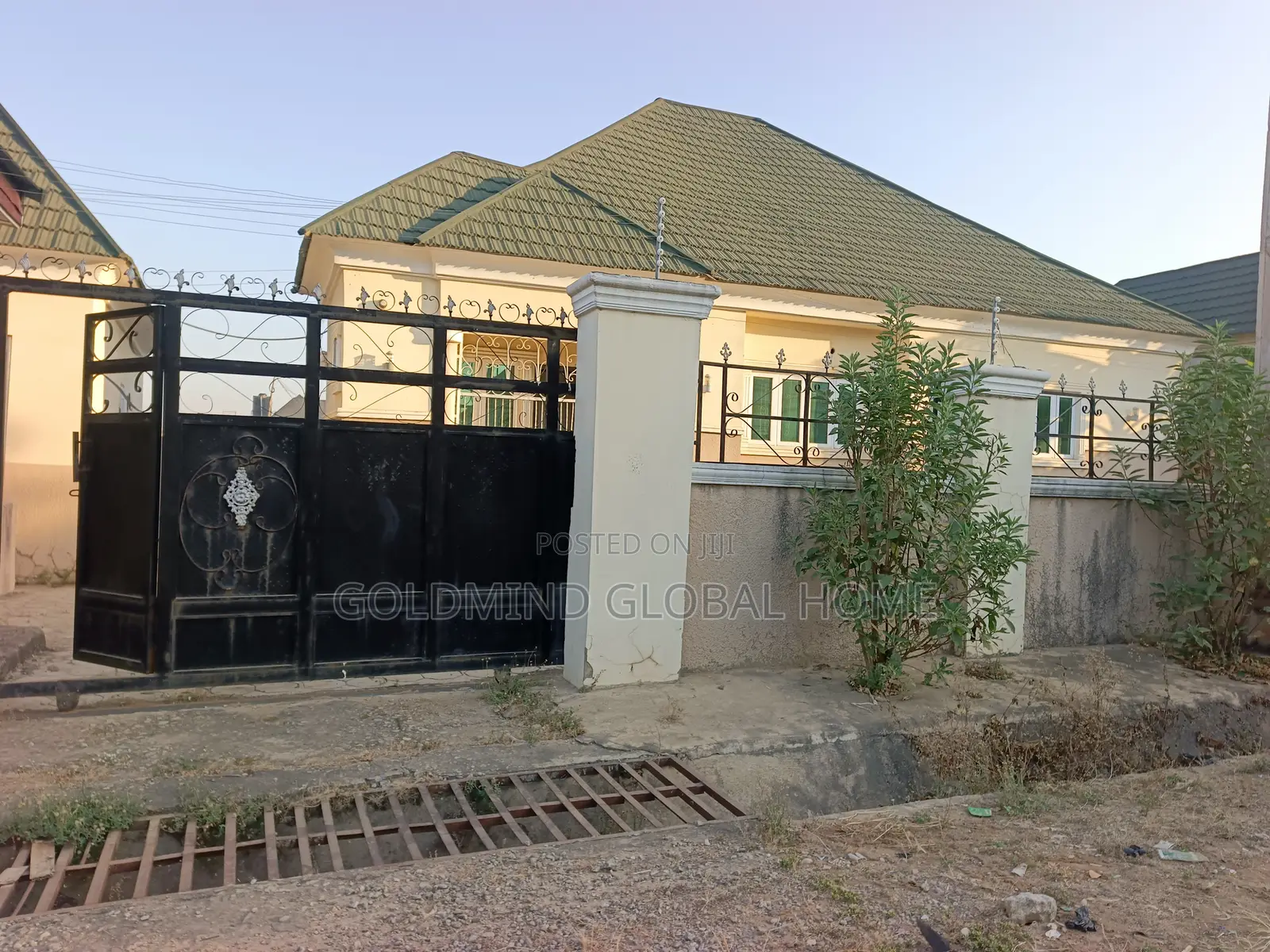 3bdrm Bungalow in Goldmind Estate, FHA for sale