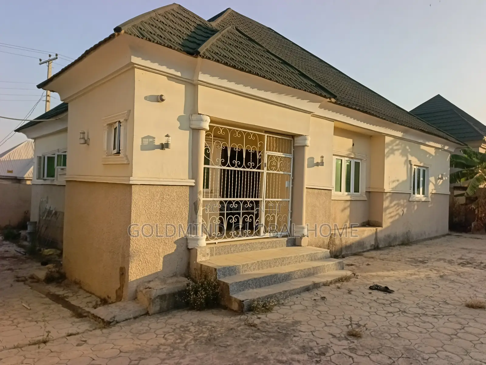 3bdrm Bungalow in Goldmind Estate, FHA for sale