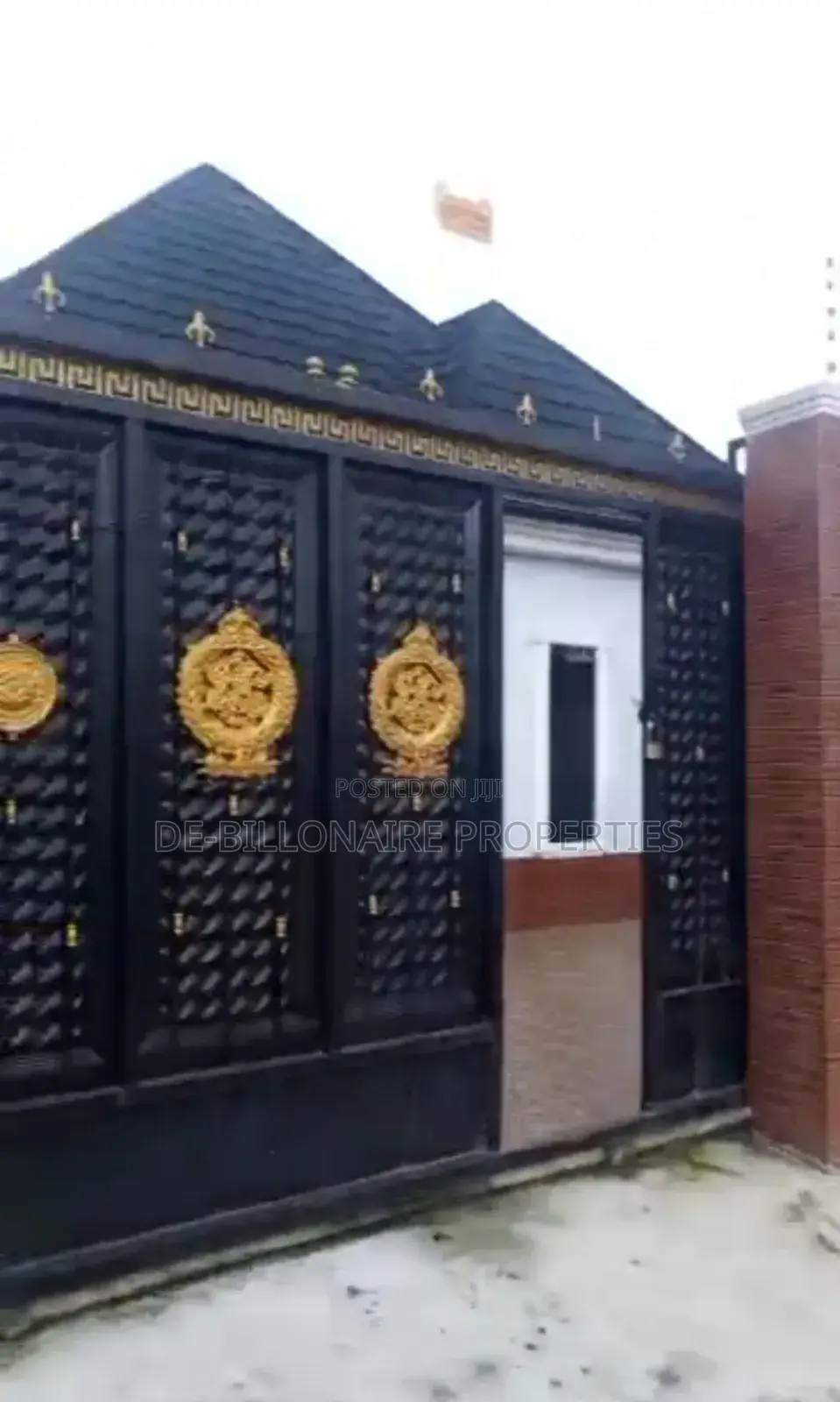 4bdrm Bungalow in Owerri for sale
