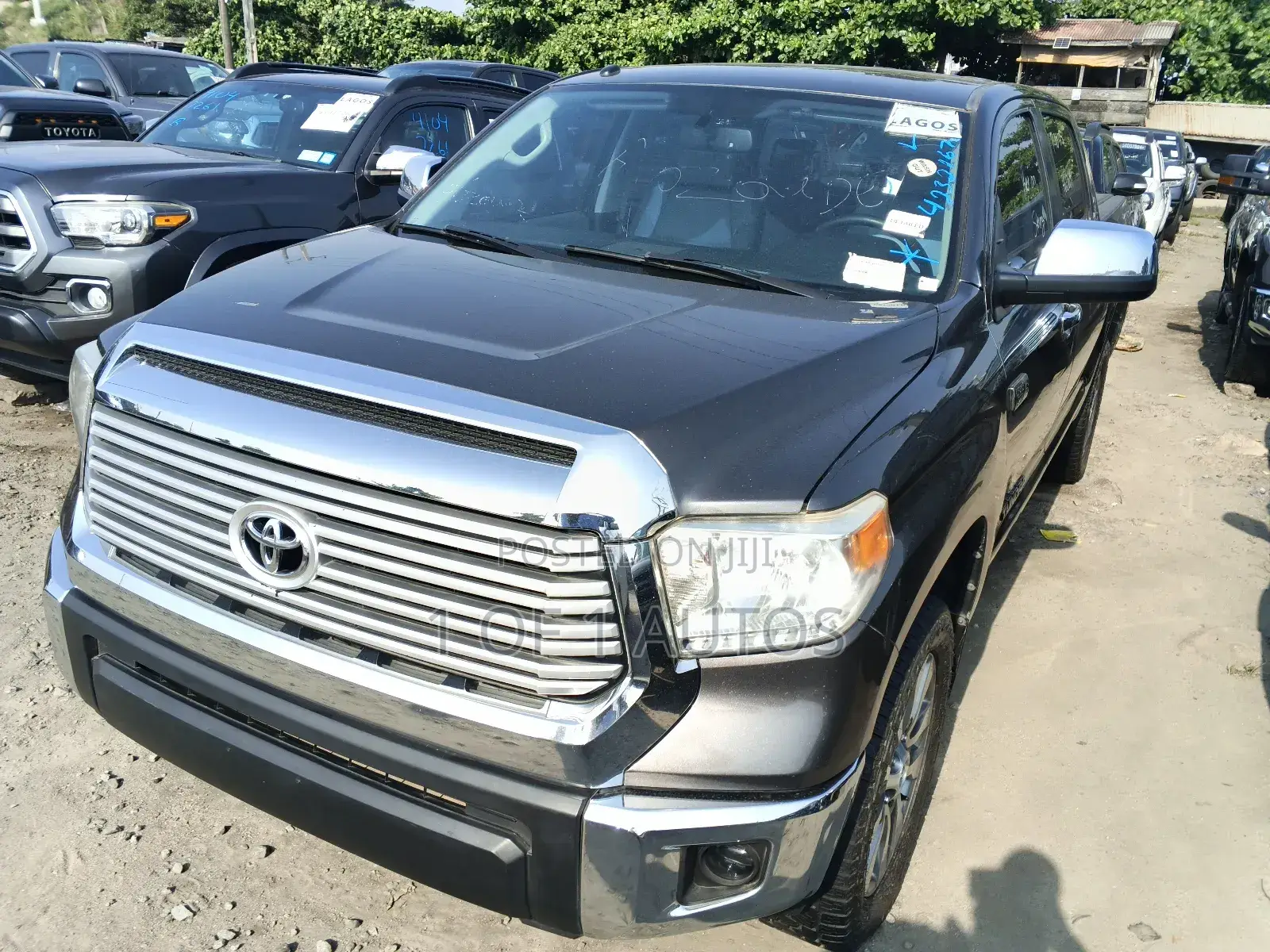 Toyota Tundra 2015 Gray