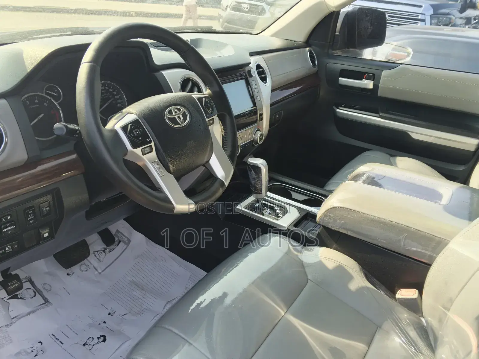 Toyota Tundra 2015 Gray