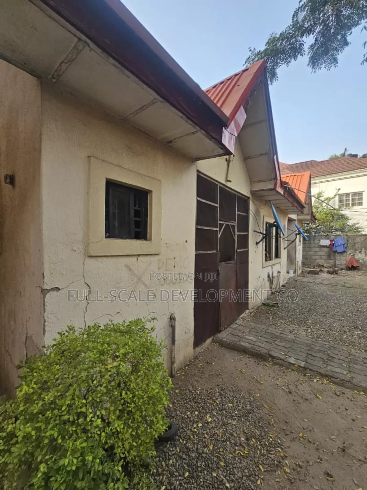 4bdrm House in Utako for sale