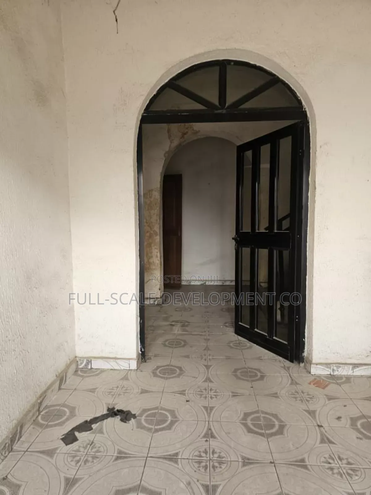 4bdrm House in Utako for sale