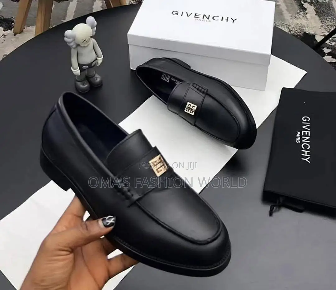 Luxury High Quality Shoes Available in Store