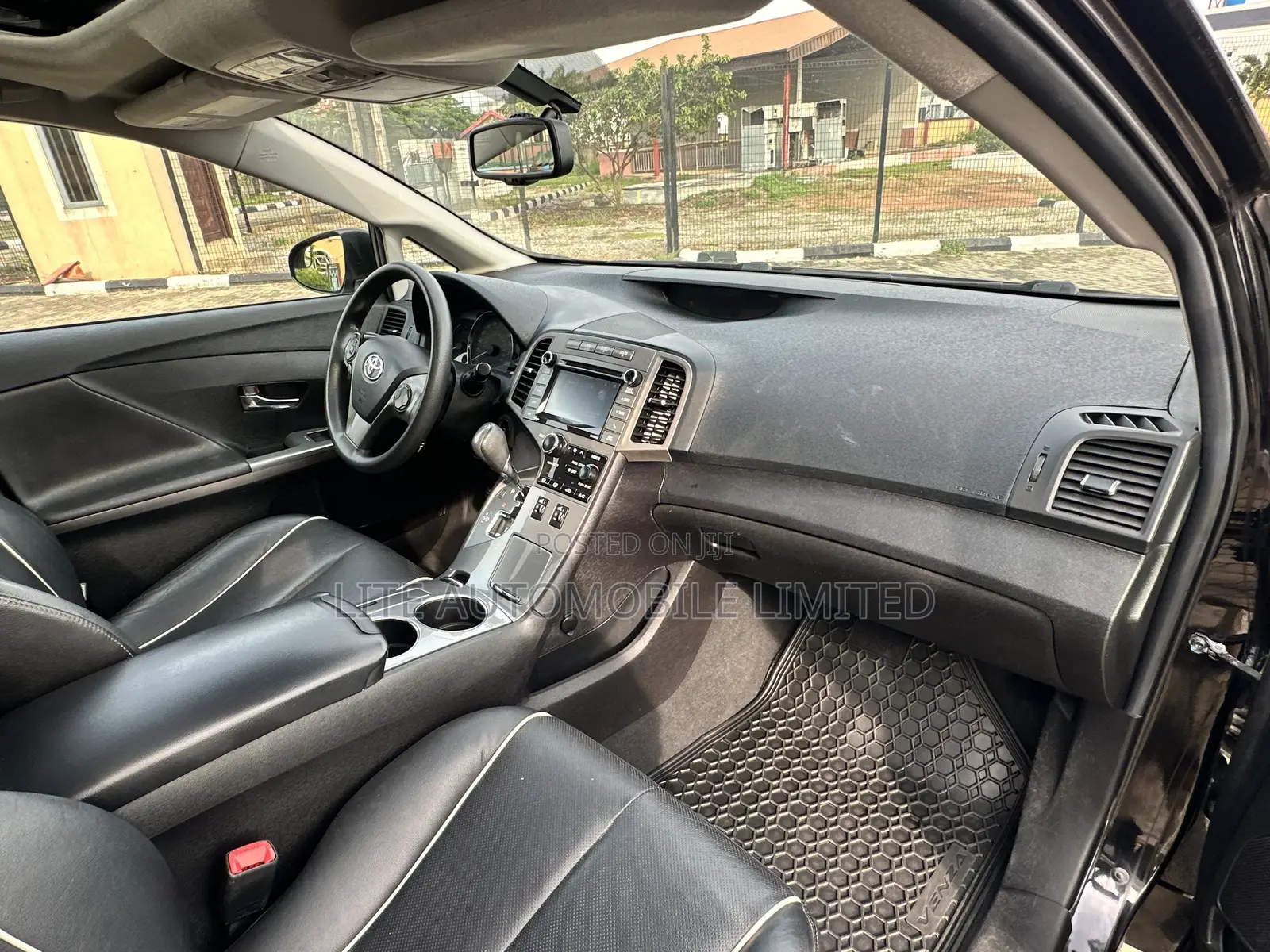 Toyota Venza 2016 Black