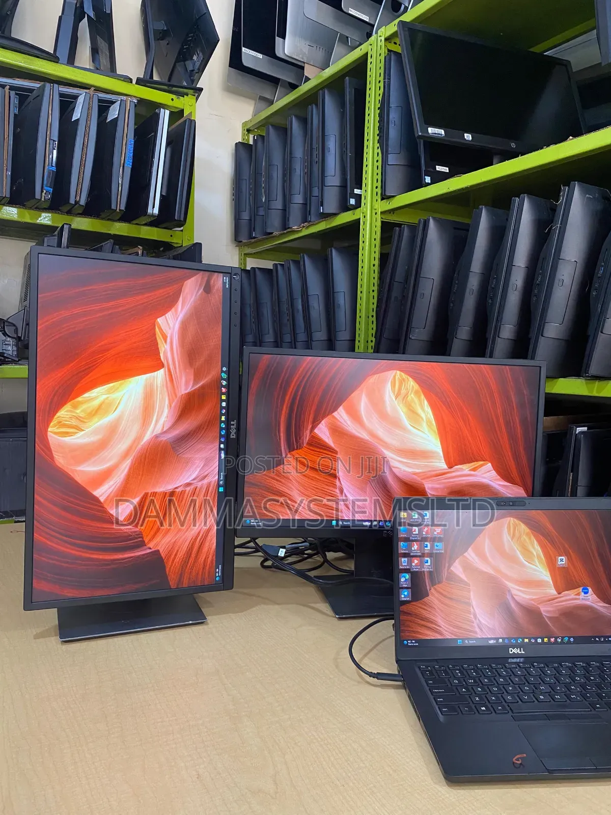 Dell Ultra-Wide Bezel Monitor