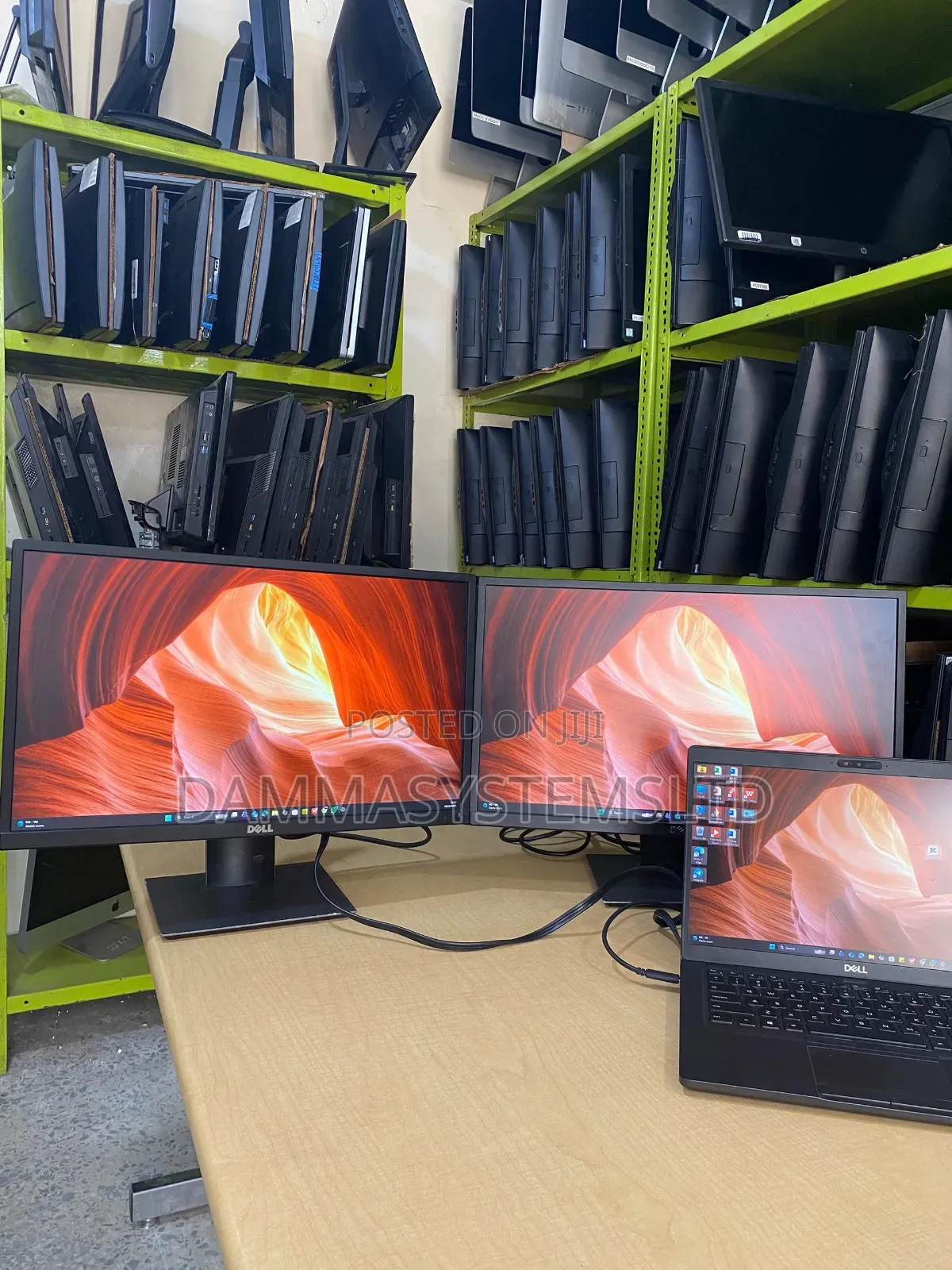 Dell Ultra-Wide Bezel Monitor