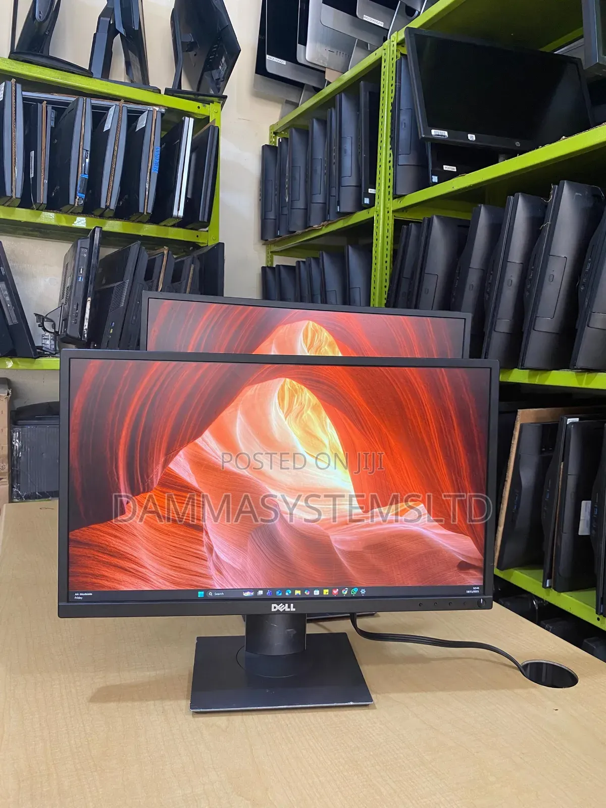 Dell Ultra-Wide Bezel Monitor