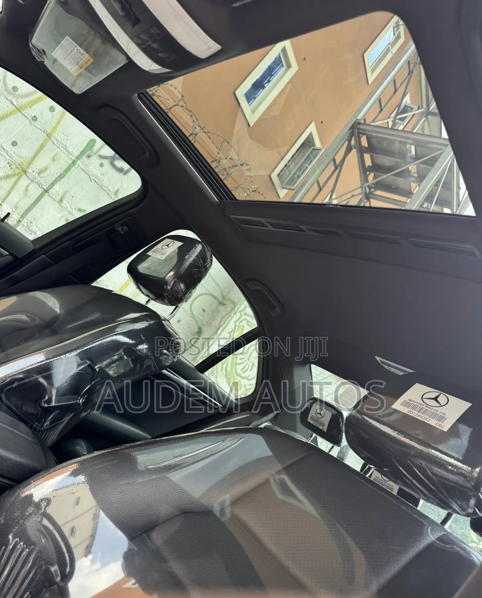Mercedes-Benz C300 Luxury 4Matic Sedan AWD (3.5L 6cyl 7A) 2013 Gray