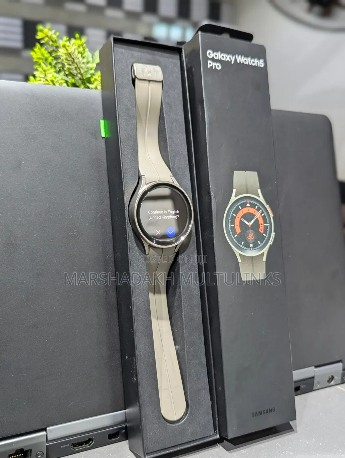 Open Box Samsung Watch 5 Pro