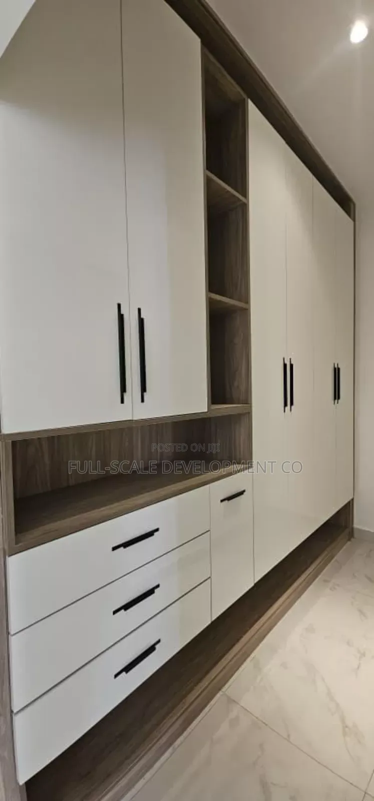 4bdrm Townhouse/Terrace in Dawaki for sale