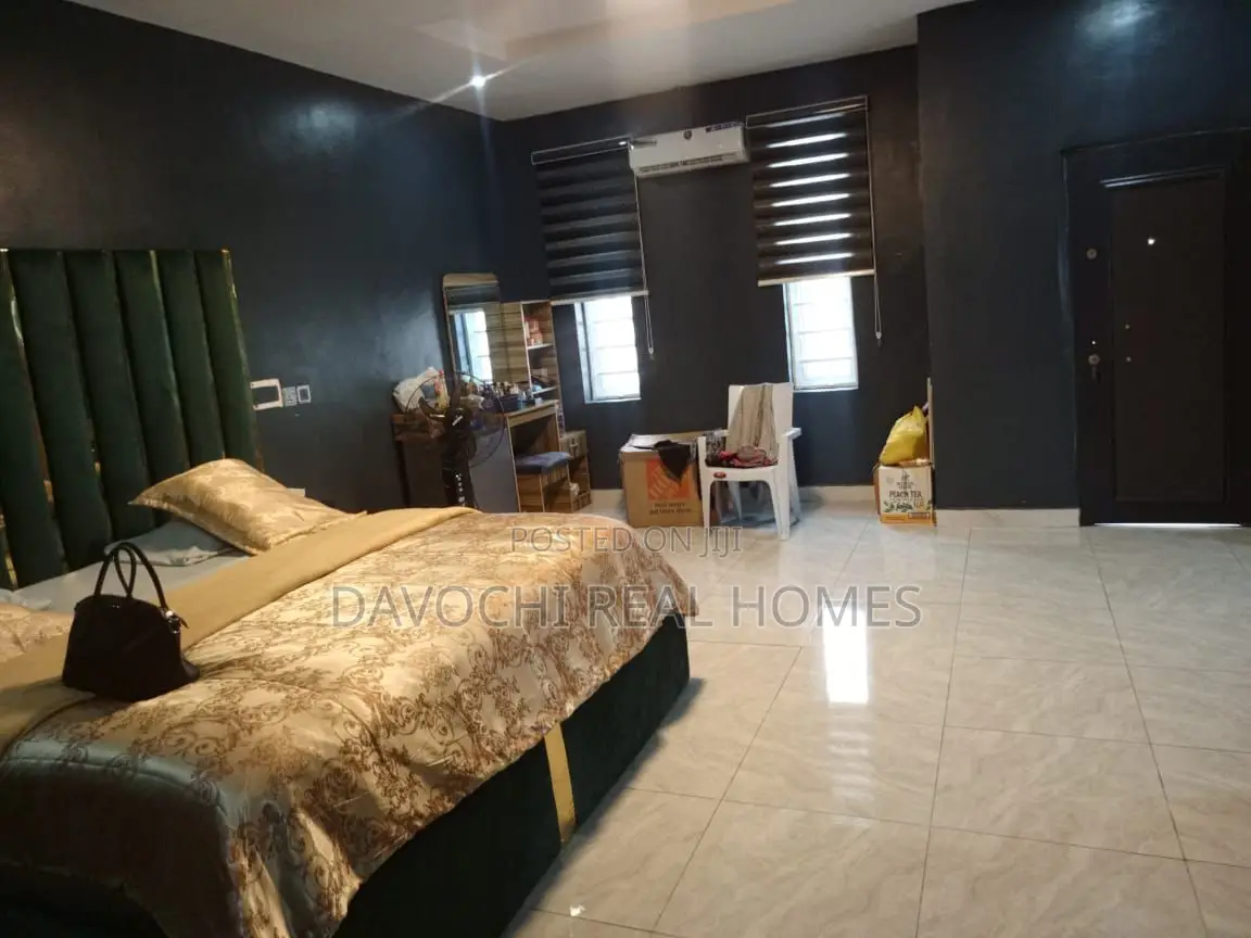 4bdrm Duplex in Atlantic Estate, for rent