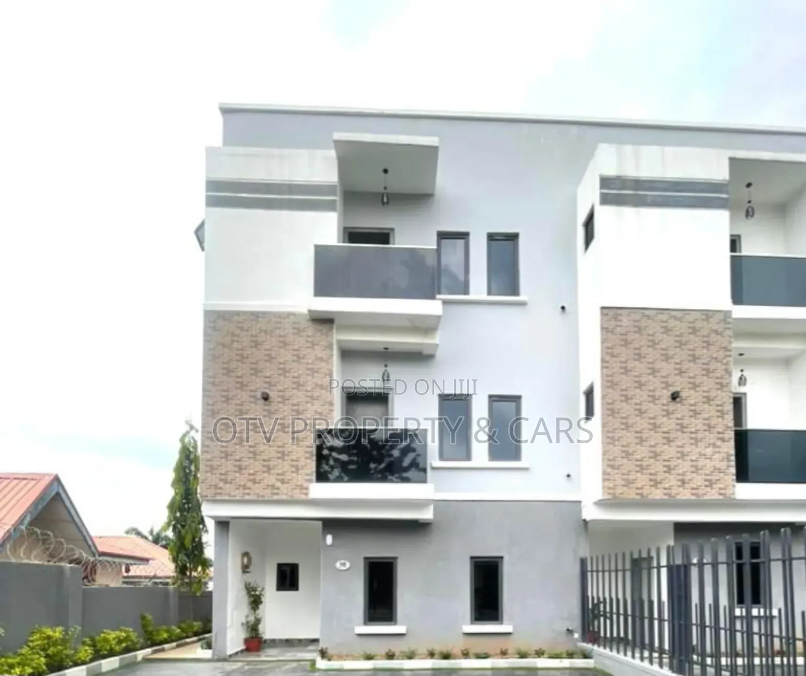 4bdrm Townhouse / Terrace in Wuye for rent
