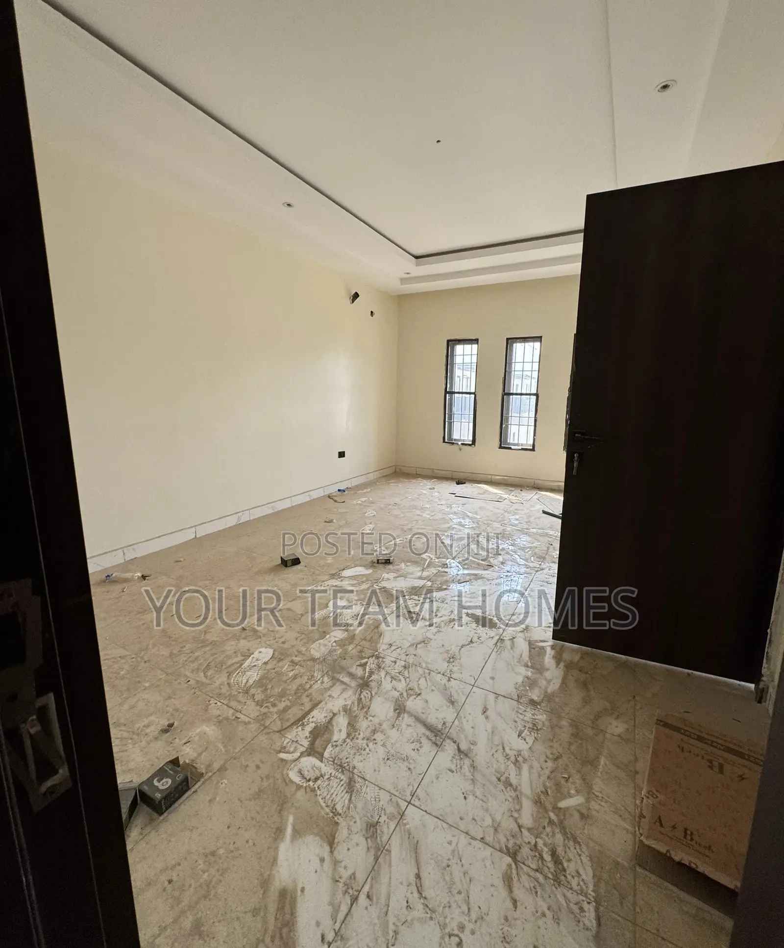 5bdrm Townhouse/Terrace in Mabushi for sale