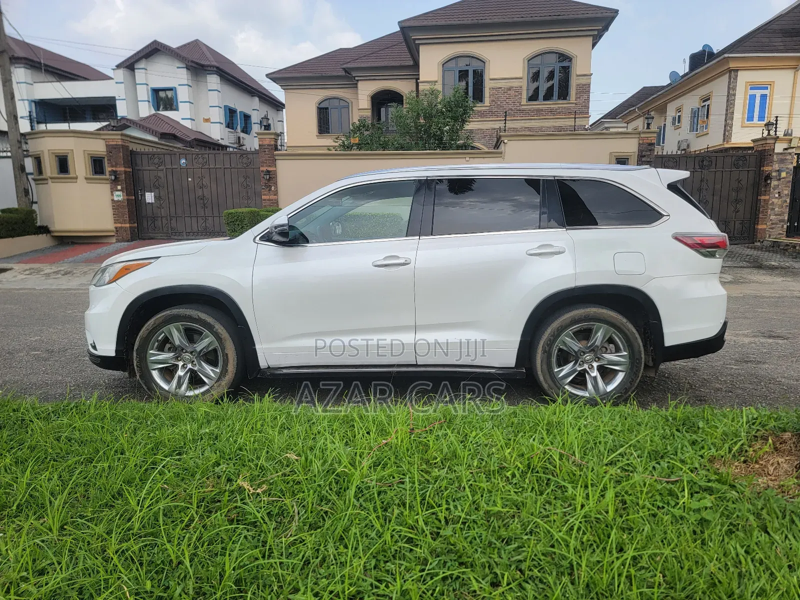 Toyota Highlander Limited V6 4x2 (3.5L 6cyl 6A) 2016 White