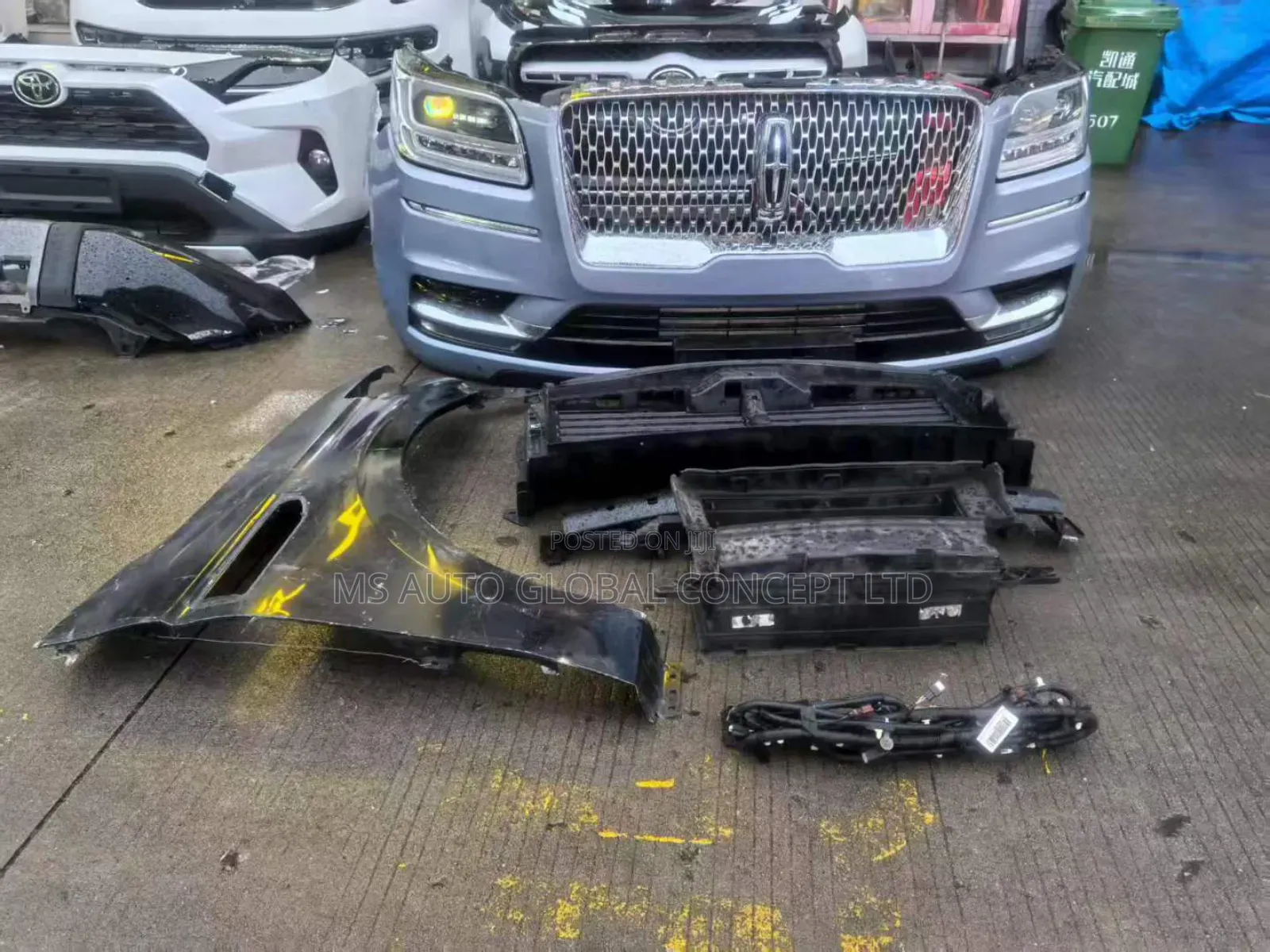 Lincoln Navigator 2020 Front Cut