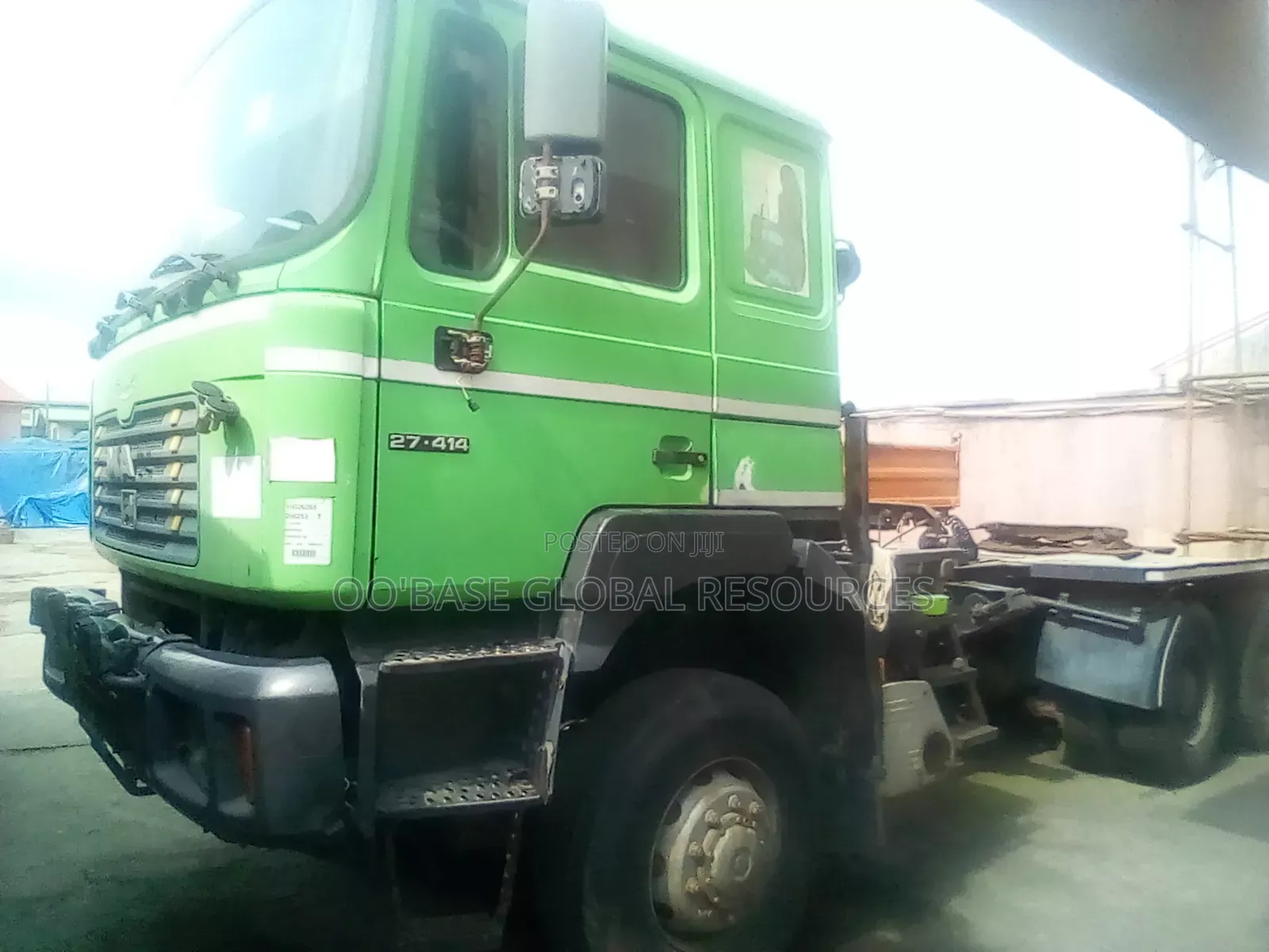 10tires Man Commander Trailer Head