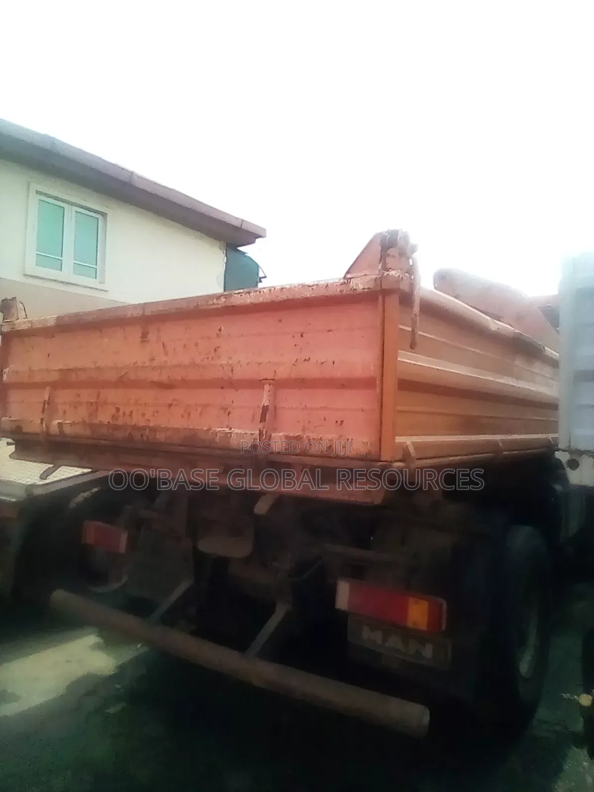4tons Mercedes Hiab/Tipper