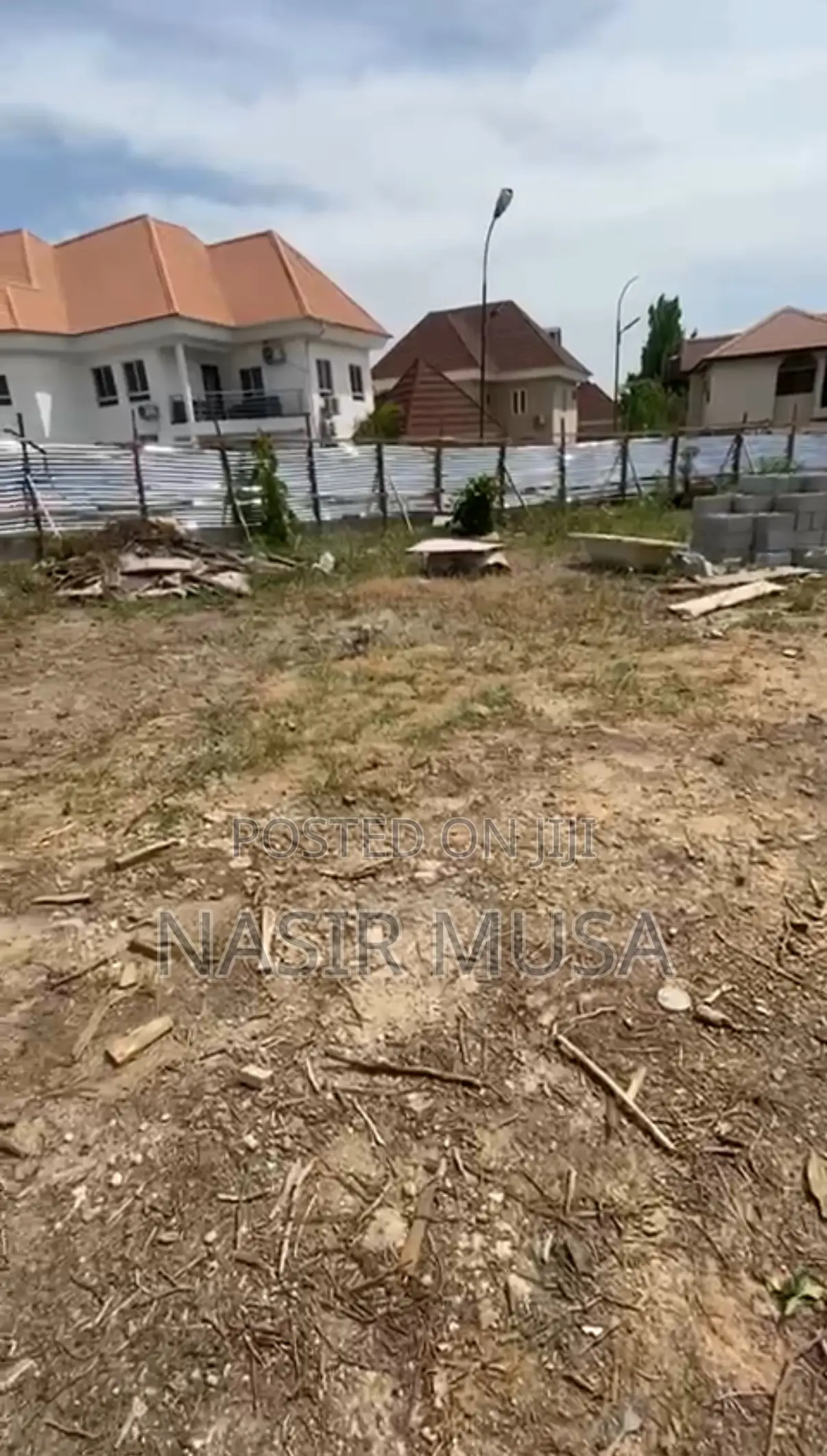Distress 3200sqm In The Heart Of Wuse Ii