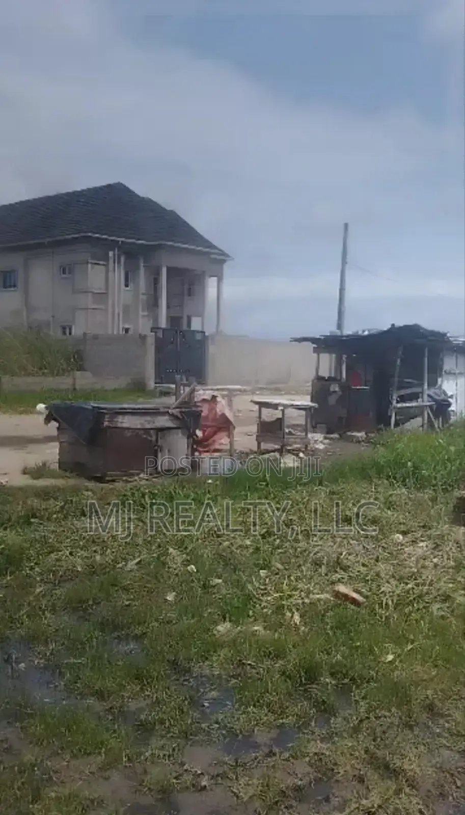 Olokonla: 3 Plots of Land for Sale