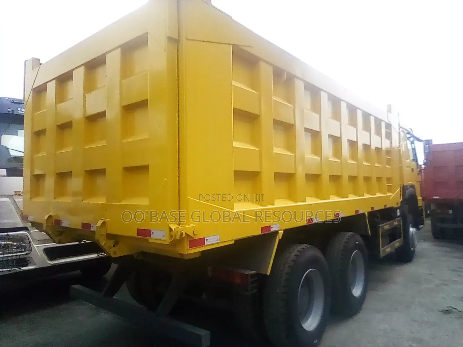 30tons Howo Dump Truck