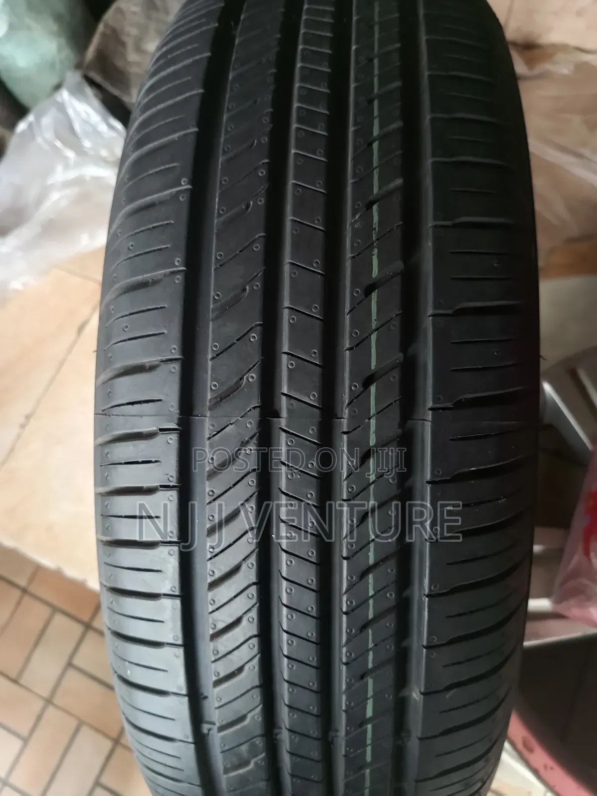 245 70 R17 Brandnew Tyre Non China