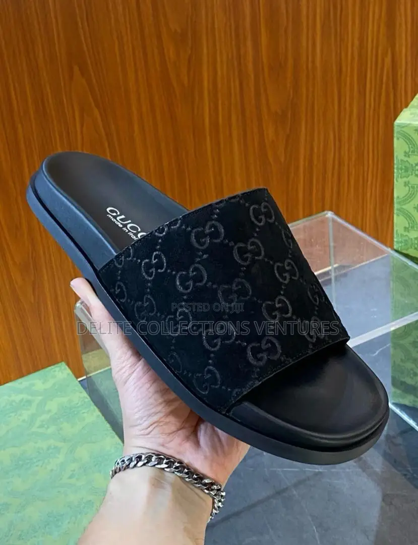 *Gucci Gg-Printed Slide Sandals*