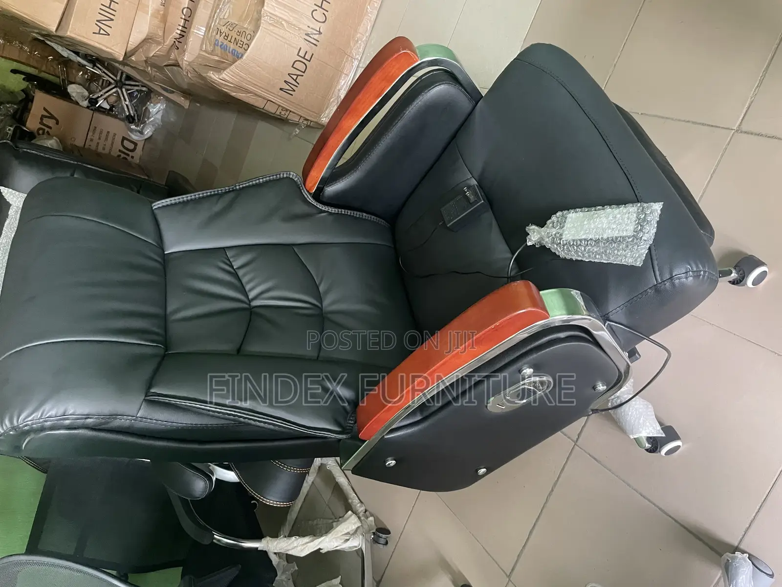 Executive Message Chair