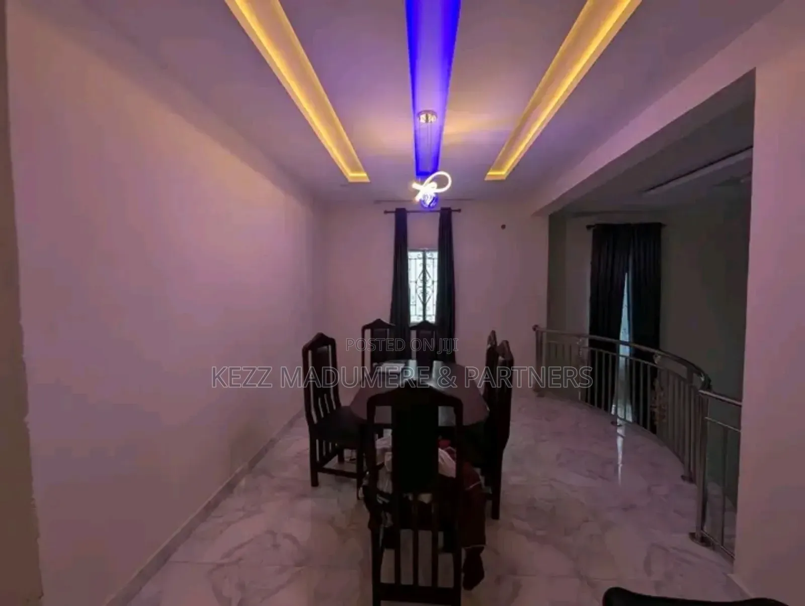 5bdrm Duplex in Off Oron Road Uyo for sale