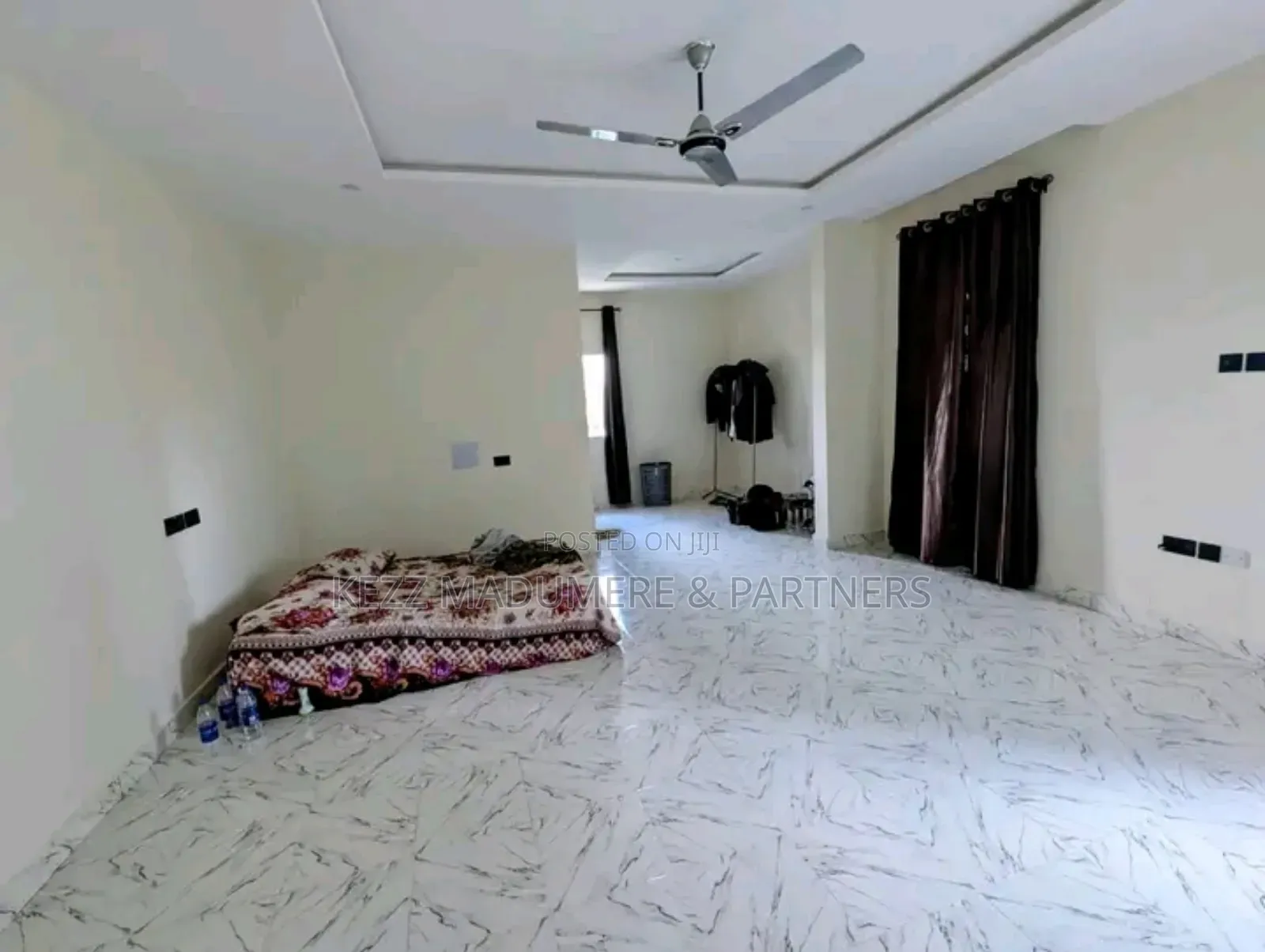 5bdrm Duplex in Off Oron Road Uyo for sale