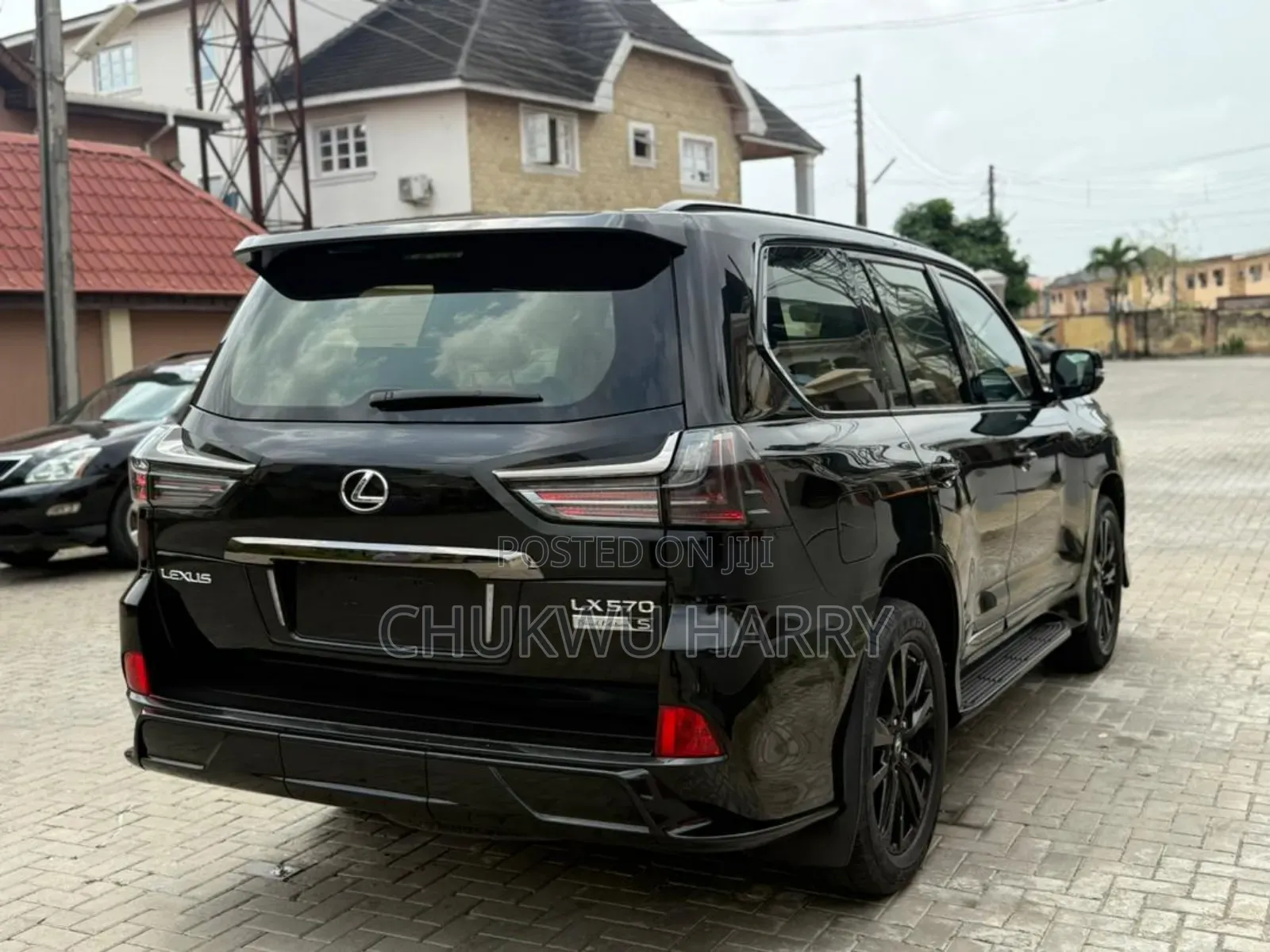 Lexus LX 570 (5 seats) AWD 2020 Black